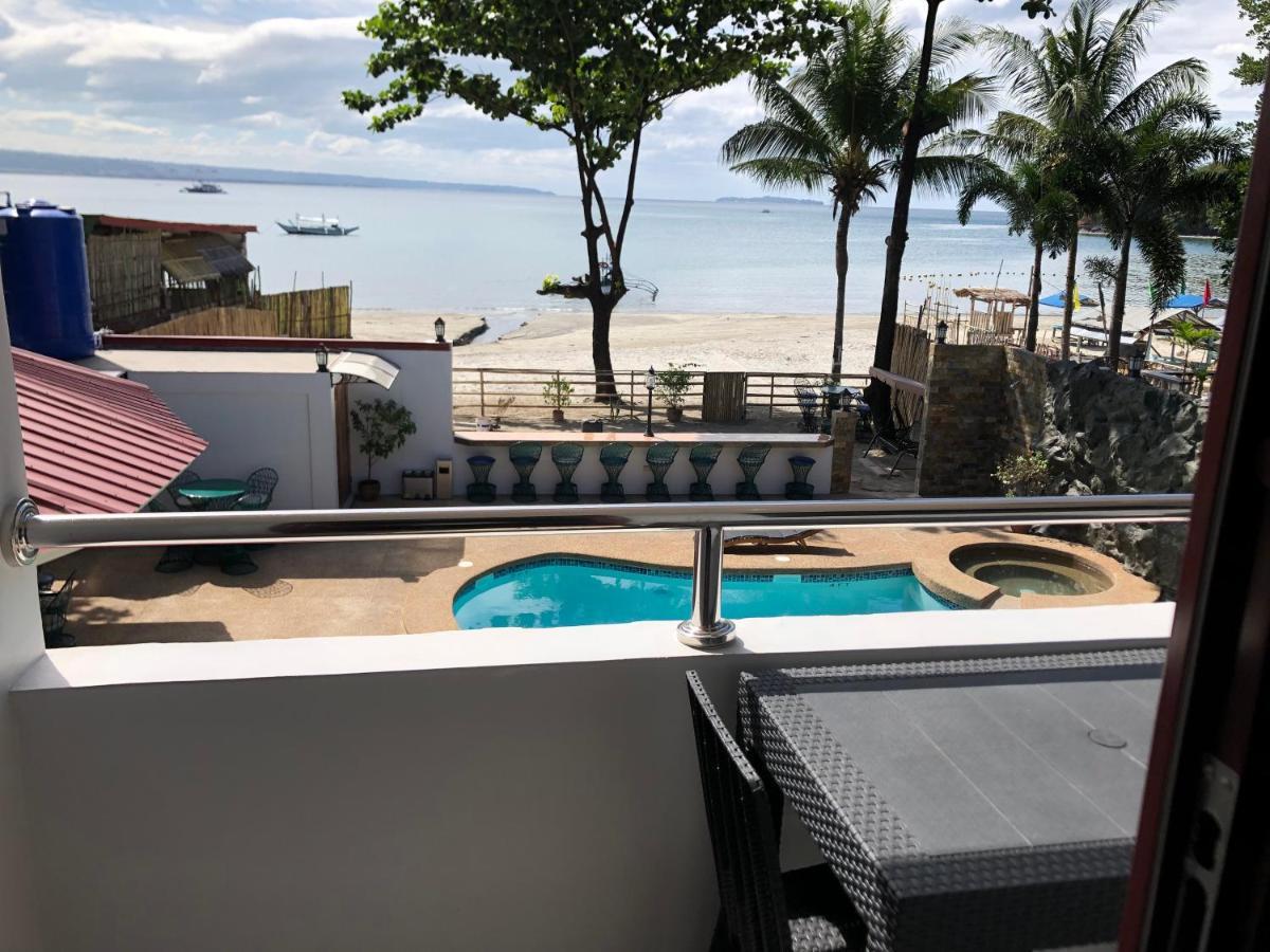 Out Back Hotell Olongapo Eksteriør bilde